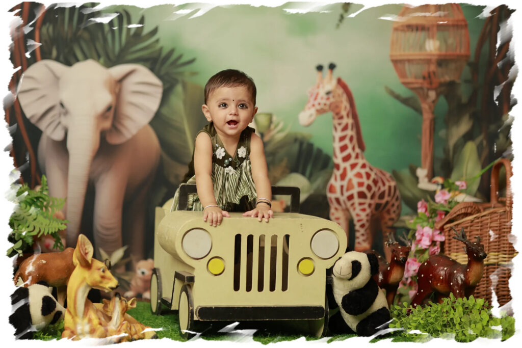 brushstroke picture frame: https://www.tuxpi.com/photo effects/brushstroke photo frame